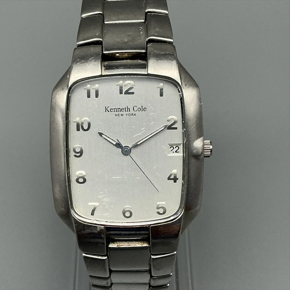 Kenneth Cole Mens Watch 30mm Silver Tone Stainless Date KC3297 New Battery 7.25